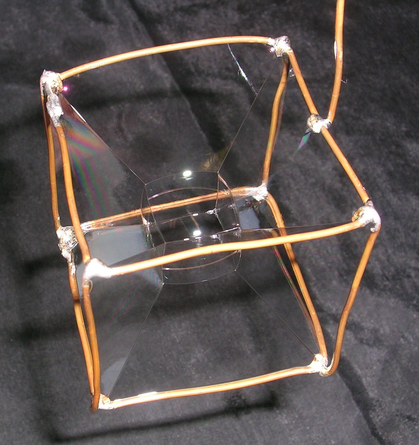 surfacesMin_Im/cube.JPG